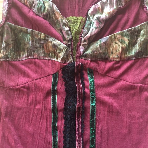 COPY - Joven burgundy tank top with velour size s… - Picture 3 of 8